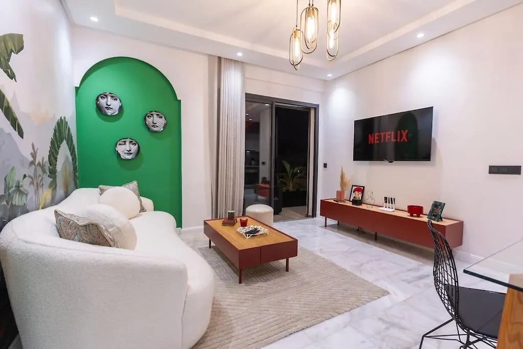 So Chic & Lumineux Appartement Avec Terrasse Ensoleillee Au Coeur De Maarif Quartier Palmier Avec Parking Pres De Tramway Et Restaurants Luigi Casablanca Morocco
