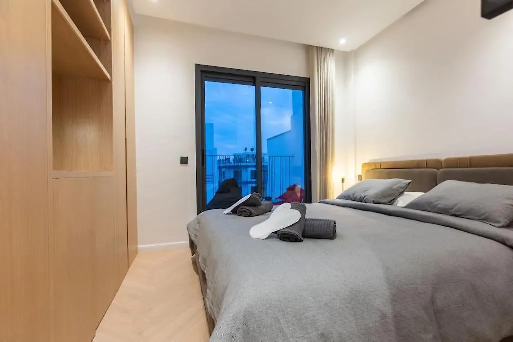 So Chic & Lumineux Appartement Avec Terrasse Ensoleillee Au Coeur De Maarif Quartier Palmier Avec Parking Pres De Tramway Et Restaurants Luigi Casablanca 0*,  Morocco