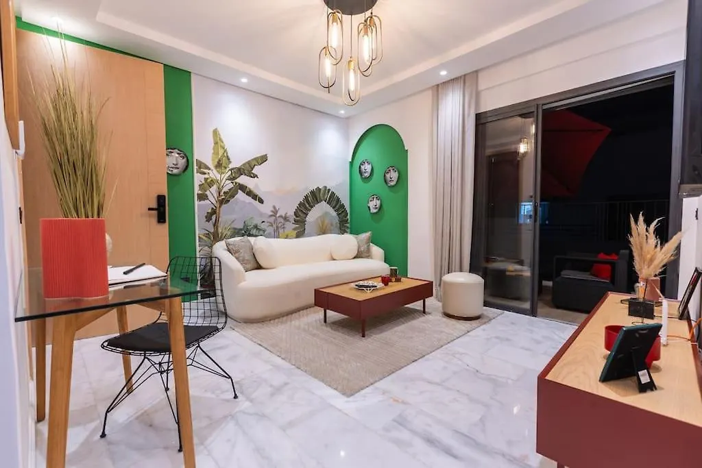 So Chic & Lumineux Appartement Avec Terrasse Ensoleillee Au Coeur De Maarif Quartier Palmier Avec Parking Pres De Tramway Et Restaurants Luigi Casablanca 0*,  Morocco